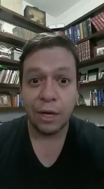 Momento do depoimento de Depoimento em vídeo de participante